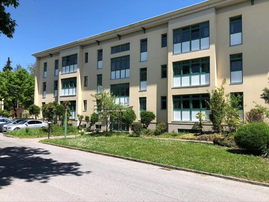 Arbeiterwohnheim Workers Dormitory Graz Exterior photo